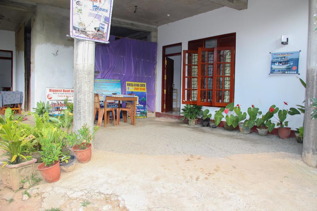 Hotel Nethum Rest Mirissa Exterior foto