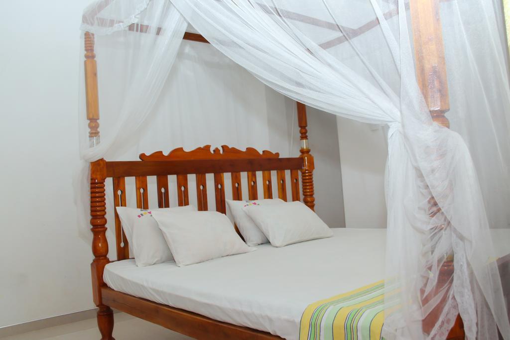 Hotel Nethum Rest Mirissa Exterior foto